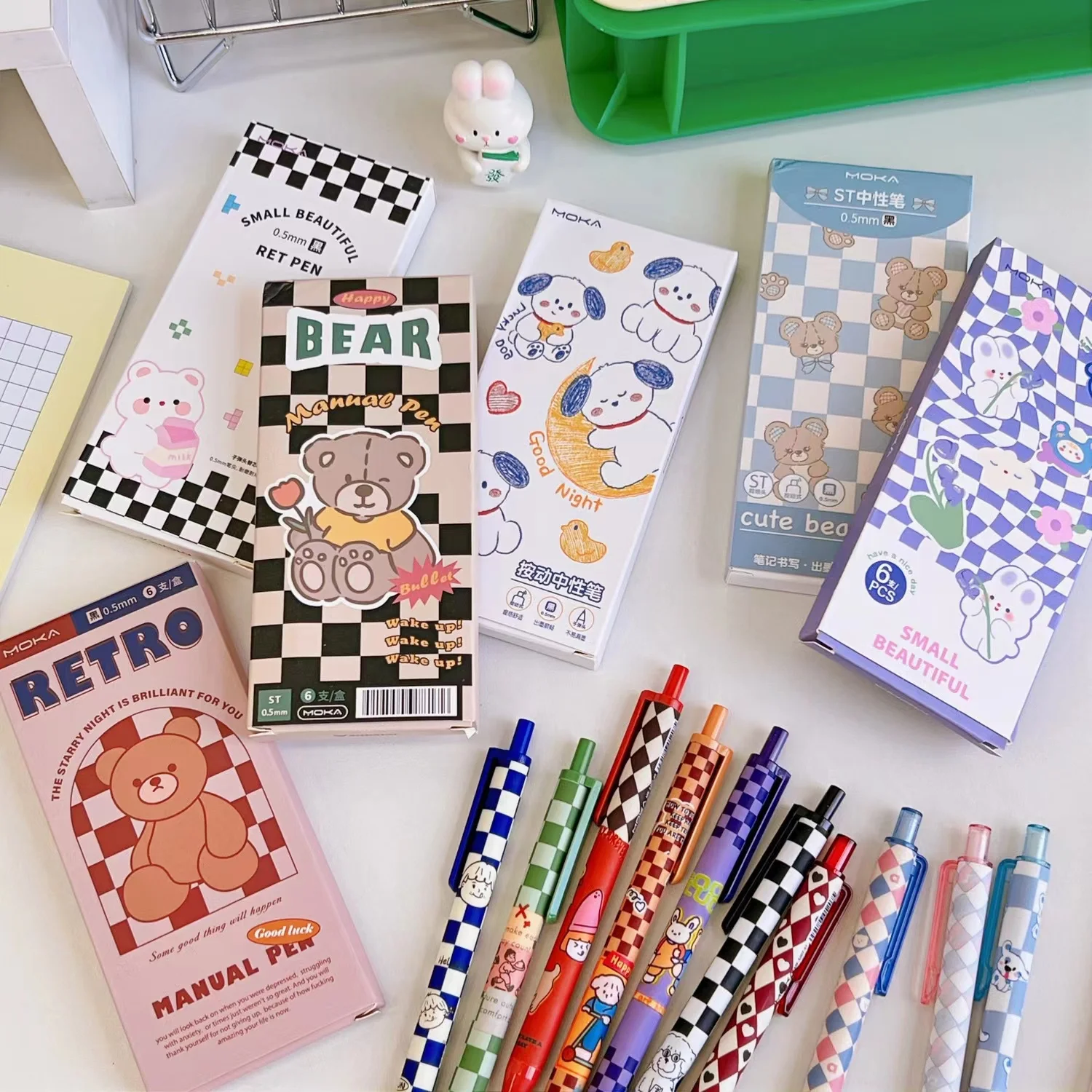 

6Pcs/set Japanese Retro Cute Gel Pen 0.5mm Kawaii Black Ink Writing Pens School Office Stationery Supplies