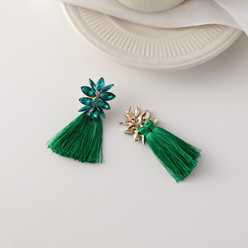 

Retro Ethnic Bohemia Style Long Tassel Crystal Gold Color Exaggerated Pendant Drop Earrings for Women Fashion Jewelry