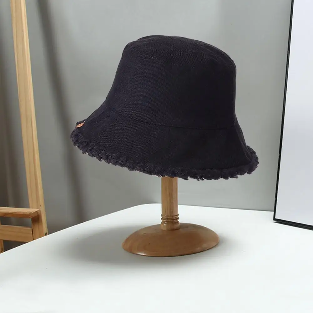 

Women Bucket Hat Stylish Reversible Fisherman Hats Warm Corduroy Basin Hats with Letter D Logo for Autumn Winter Fashion Flat