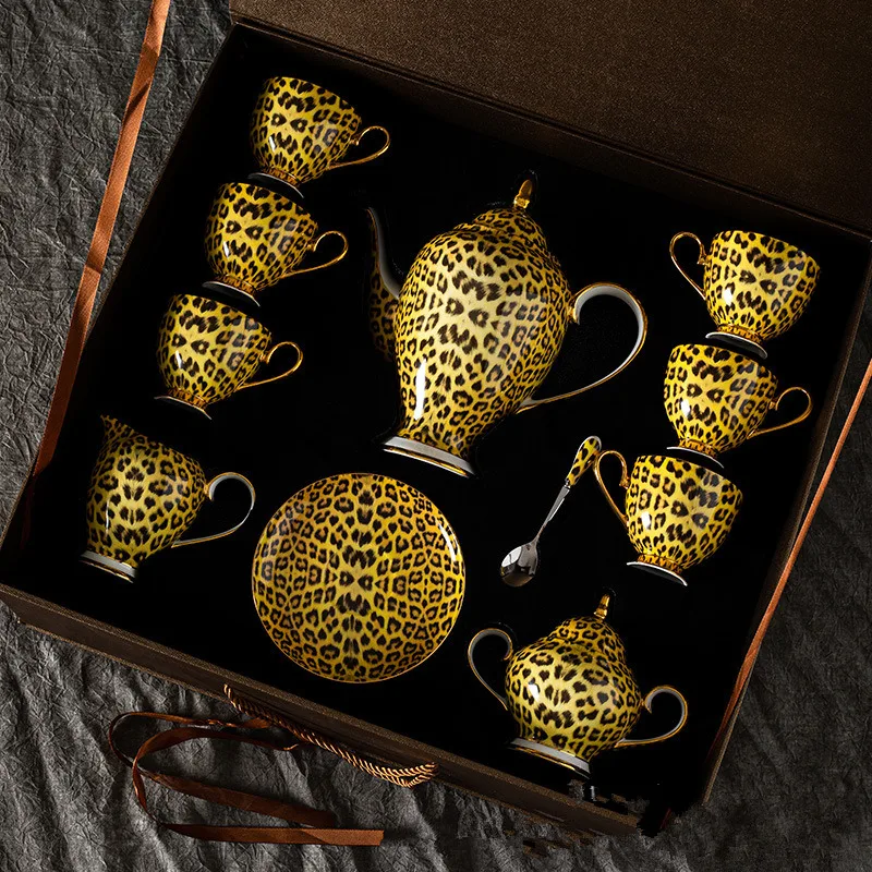 

Leopard Coffee Cup and Plate Set European Bone China Ceramic Retro British Tea Set Family Hotel Light Luxury