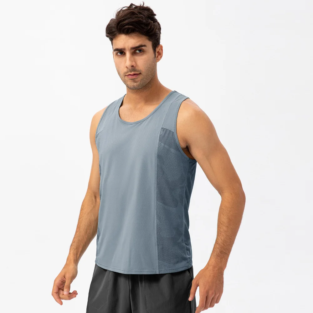 Men's Sports Vest Loose T-Shirt Breathable Quick Drying Fitness Clothes Outdoor Running Training Vest Mesh Breathable Tank Top