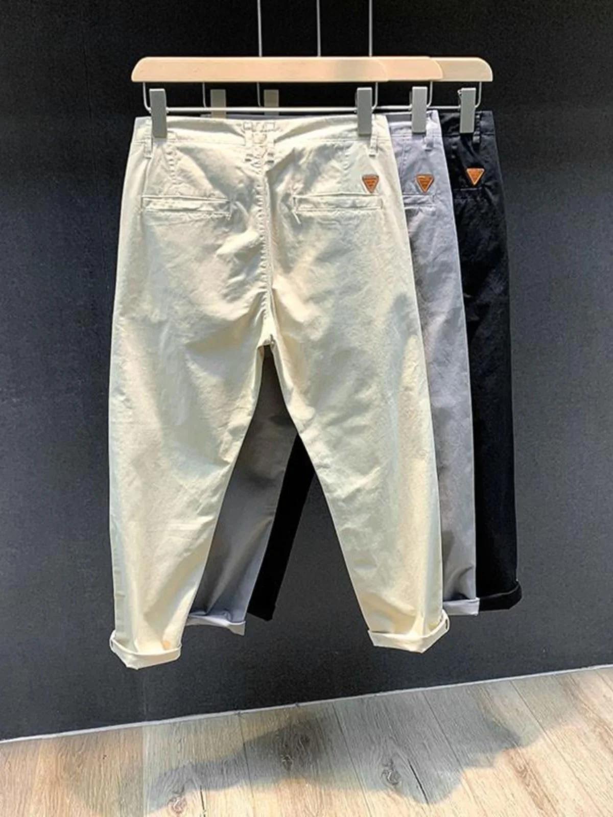 Корейские модные универсальные мужские брюки летние тонкие капри цвета хаки