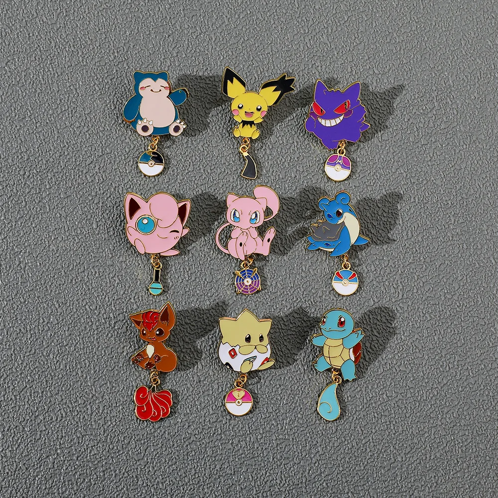 Фото Булавки-подвески с покемонами Jigglypuff Gengar Vulpix Mew Lapras Pichu Squirtle Togepi Snorlax с хвостом и PokeBall Броши Подарки для фанатов №2