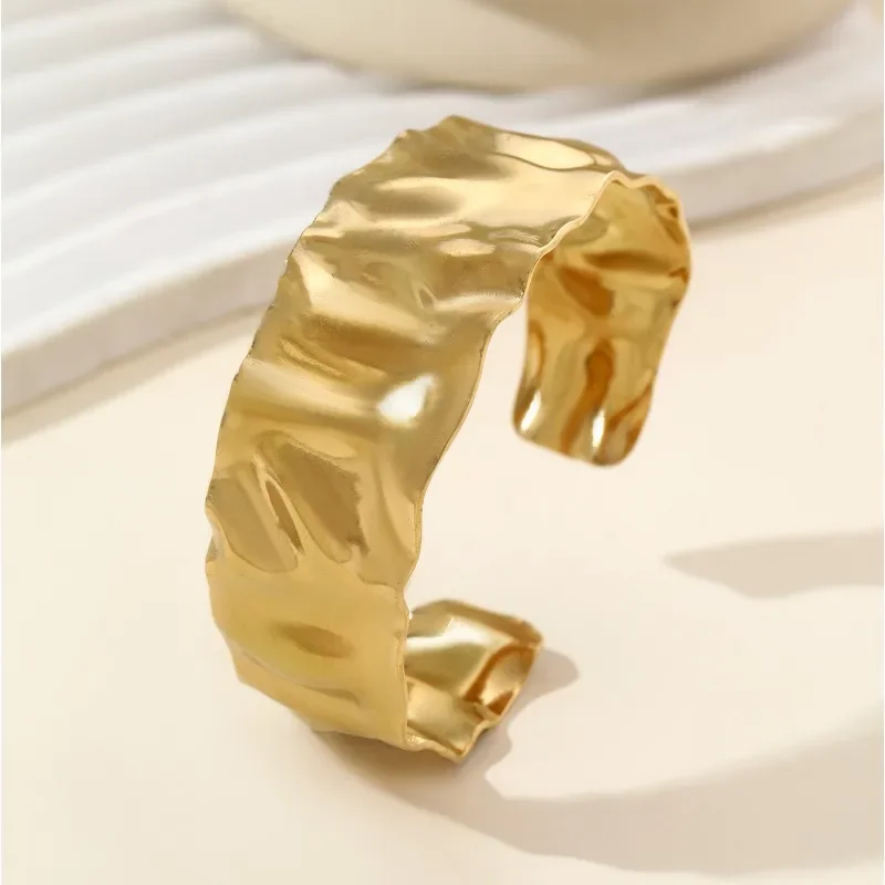 Uworld текстурированные золотые Манжеты Позолоченные Браслеты из нержавеющей