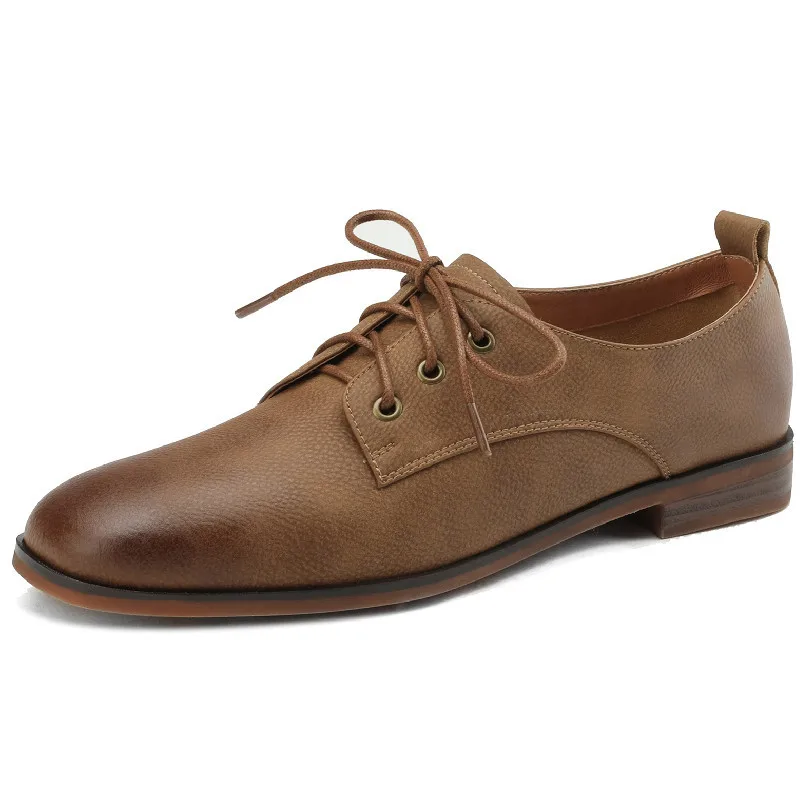 

Женские туфли-лодочки на низком каблуке, из натуральной кожи