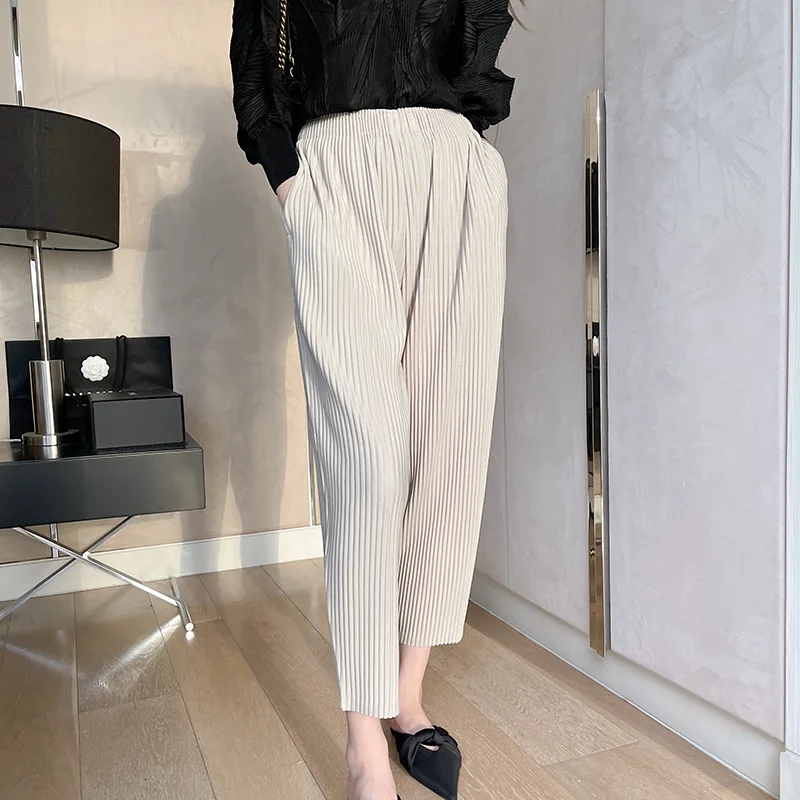 

Miyake Pleated Casual Pants for Women 2022 Autumn and Winter New Thickened Fabric OL All-Matching Skinny Pants Harem Pants Women