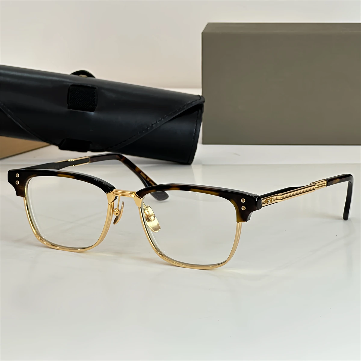 Мужские и женские солнцезащитные очки ADITA Statesman-Six DT132 размер 52-18-145