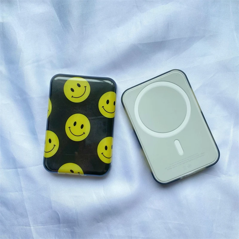 

Transparent Smiling Face for Apple MagSafe External Battery Shockproof Bumper Wireless Magnetic Battery Protective Cover Case