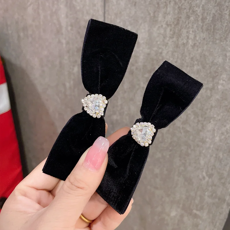 

2pcs Black Wine red Bowknot Hair Clips with Heart Rhinestone Hairpins for Woman Girls Hair Accessories