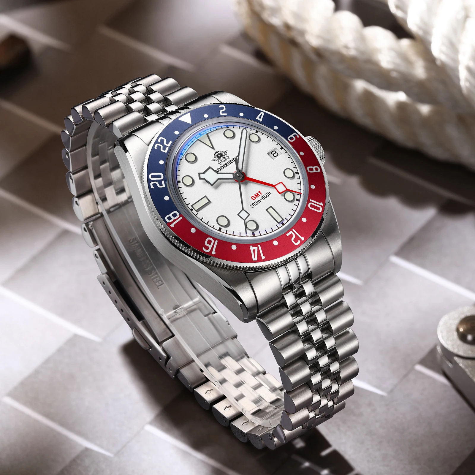 Фото ADDIESDIVE Мужские часы GMT Роскошные повседневные кварцевые часы из нержавеющей стали Мужские спортивные водонепроницаемые наручные часы 200 мм Relogio Masculino №4