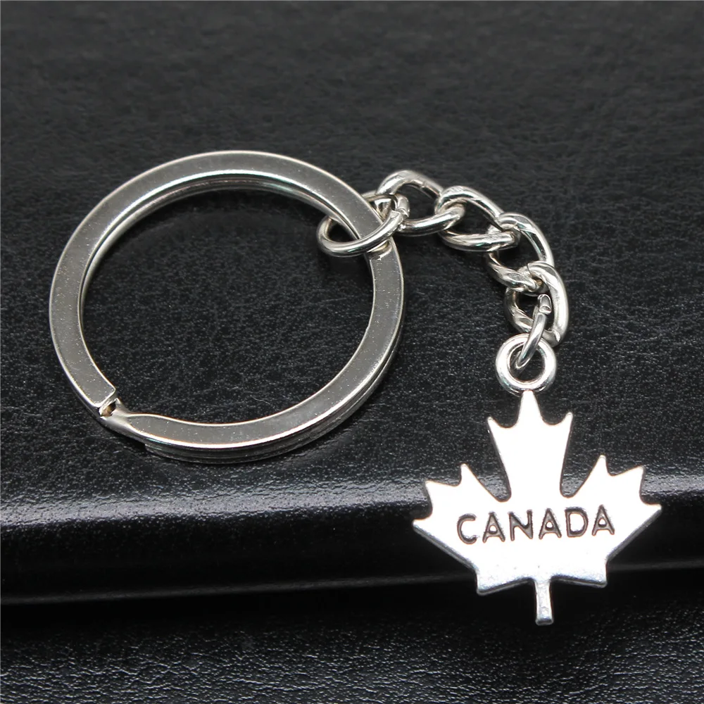 

Souvenirs Gift Men Keychain 2 Colors 22x18mm Canada Maple Leaf Pendant Keyring DIY Metal Holder Chain