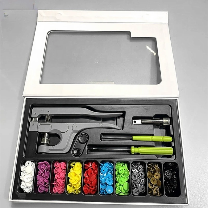 

plastic snap pliers