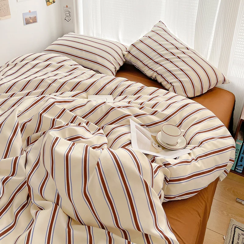 

Stripe Printed 4pcs Soft Comforter Sets Duvet Cover Pillowcases Bed Sheets Soft Bedclothes Bedspread Solid Color Flat Sheets
