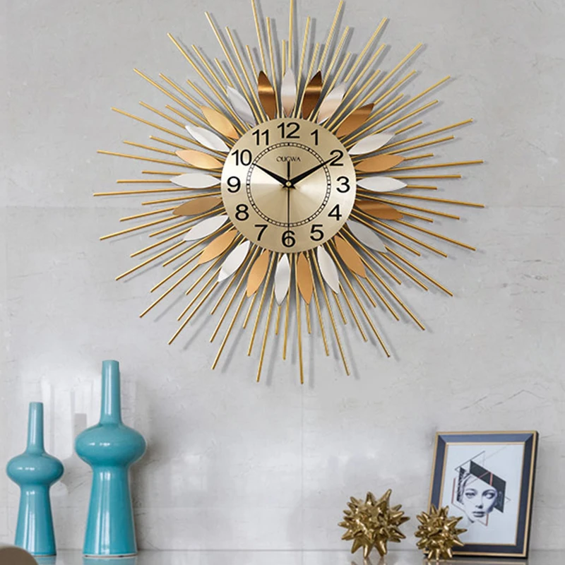 

Metal Quartz Wall Watch Bedroom Luxury Round Silent Gold Wall Clock Living Room Large Aesthetic Wandklok House Accessories