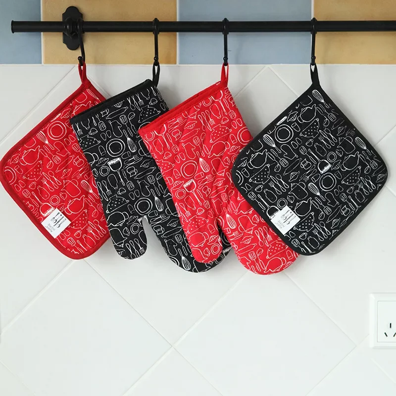 

Anti-Hot Cotton Multi Purpose 1Pcs Kitchen Tool Black/Red Microwave Oven Glove Insulation Pad Glove/Dish Cushion