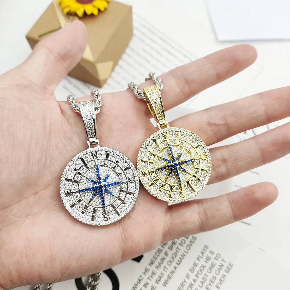 

Viking Stainless Steel Compass Necklace Vintage Viking Polaris Anchor Pattern Men's Necklaces Jewelry Gift Clothes Accessories