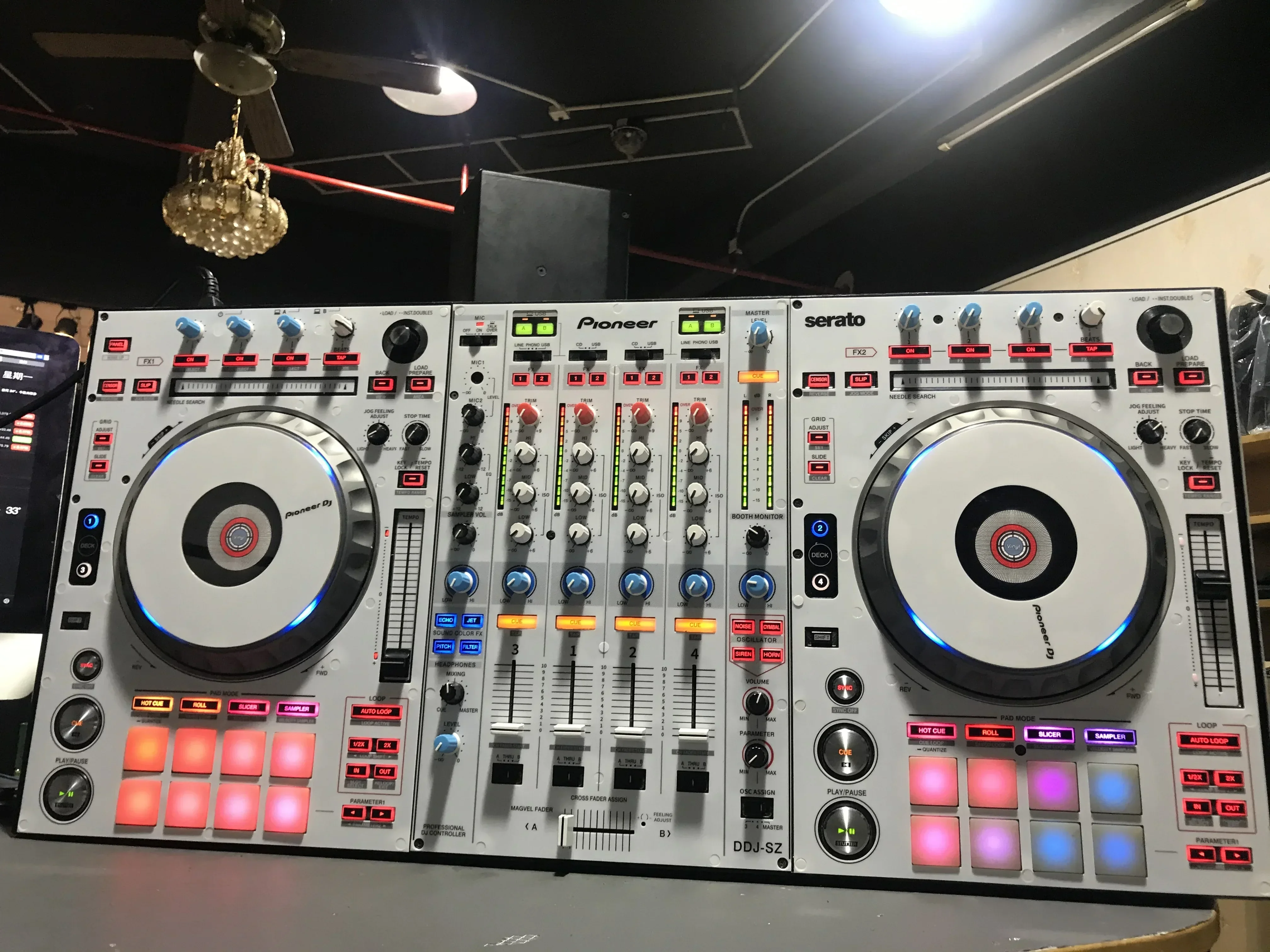 Кожа DDJ-SZ подходит для контроллеров Pioneer доступны несколько цветов