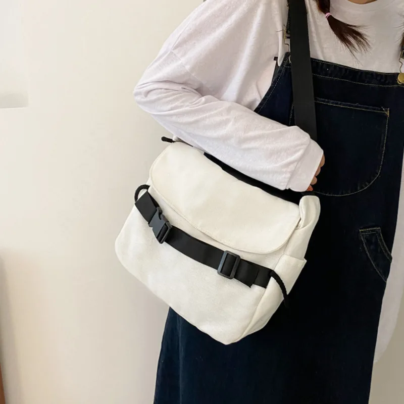 Women's Bag 2022 Canvas Large Capacity Single Shoulder Messenger Bags Hasp Velcro Solid Color Simple Female Canvas Student Bags