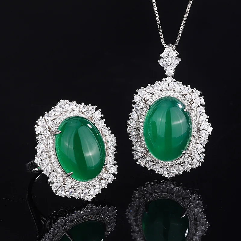 

Женское колье из серебра 925 пробы, с изумрудом