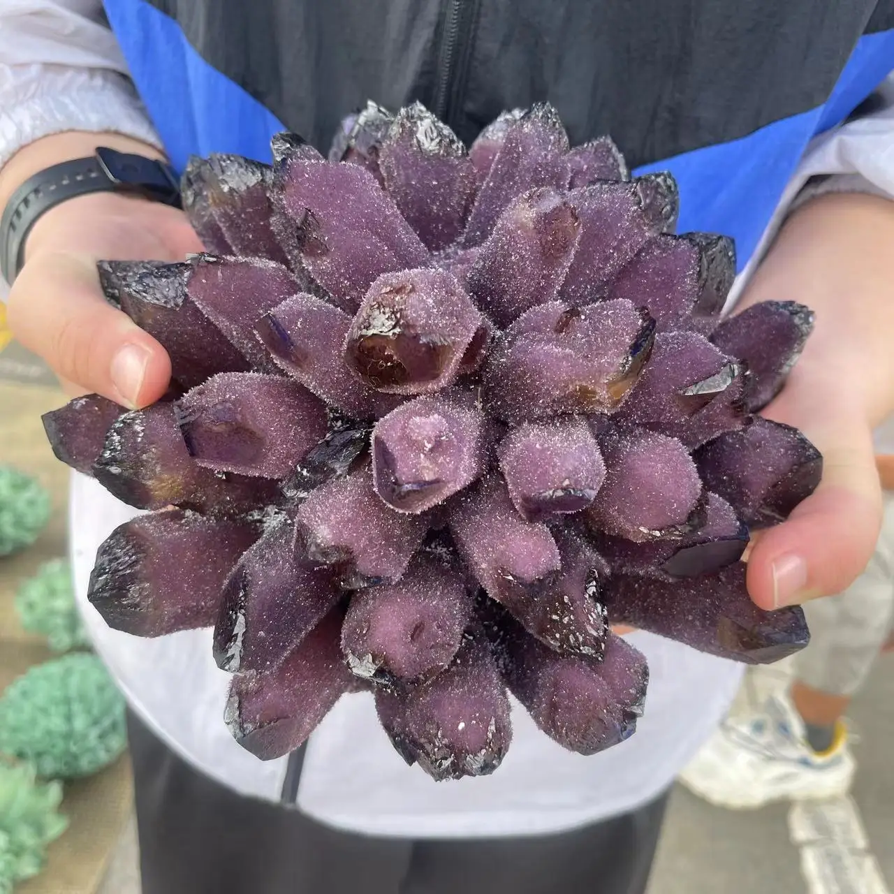 

Natural Purple Crystal Custer Noble Color Porch Decoration Office Desktop Healing Stone Wedding Gift