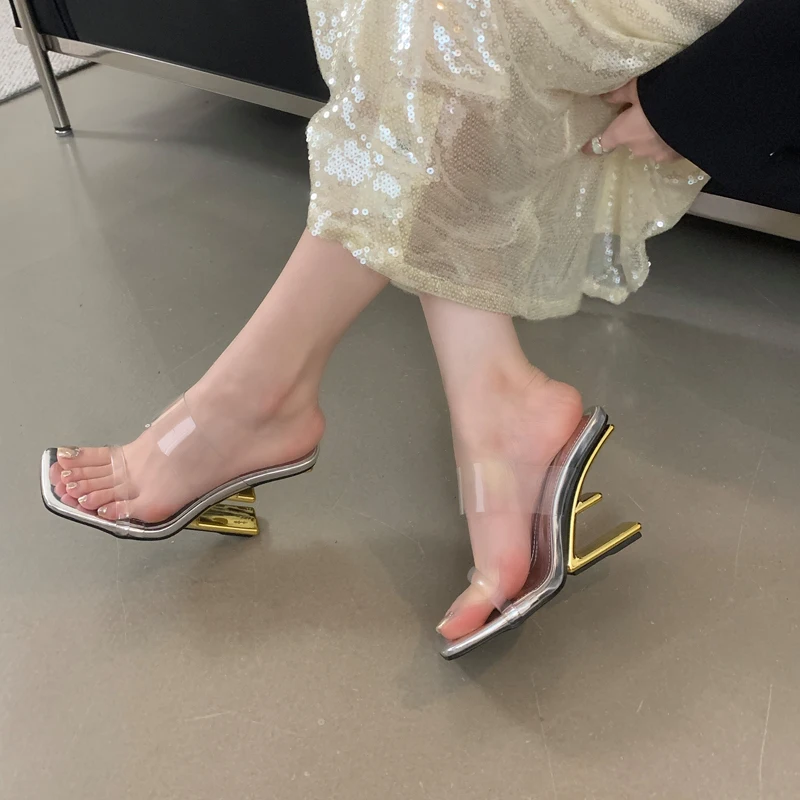 Сандалии женские на прозрачной танкетке серебристые Босоножки каблуке летние