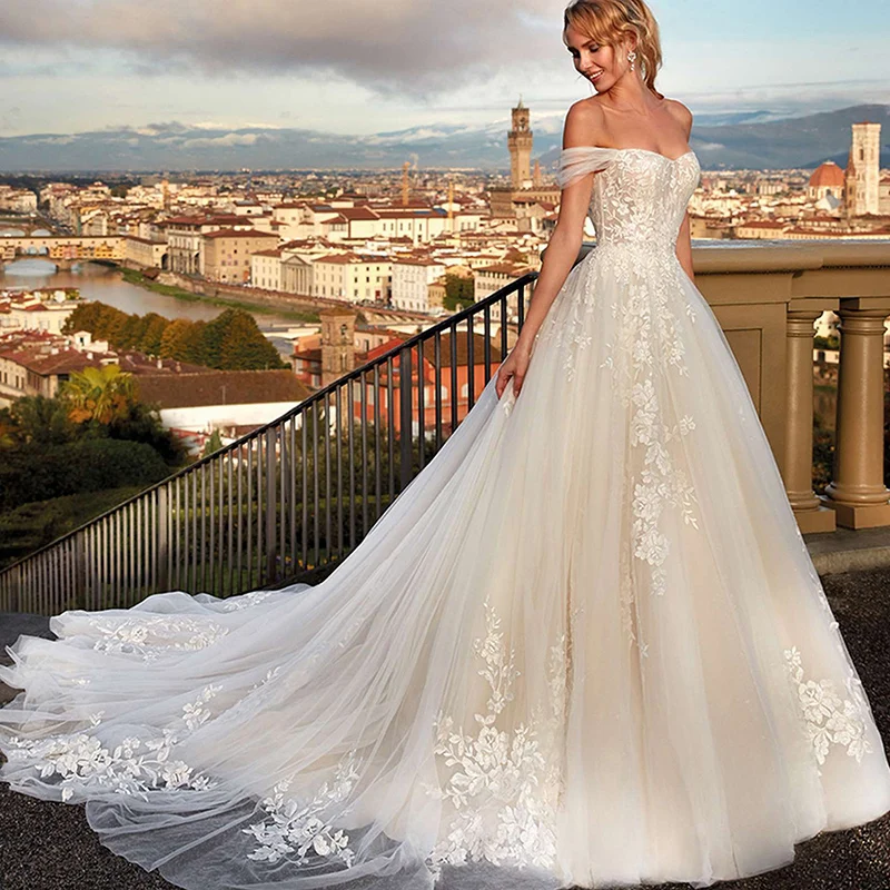 

Пляжное свадебное платье с открытыми плечами, наряды для невесты из тюля, бальное платье в стиле бохо, вечерние нее платье принцессы со шлей...