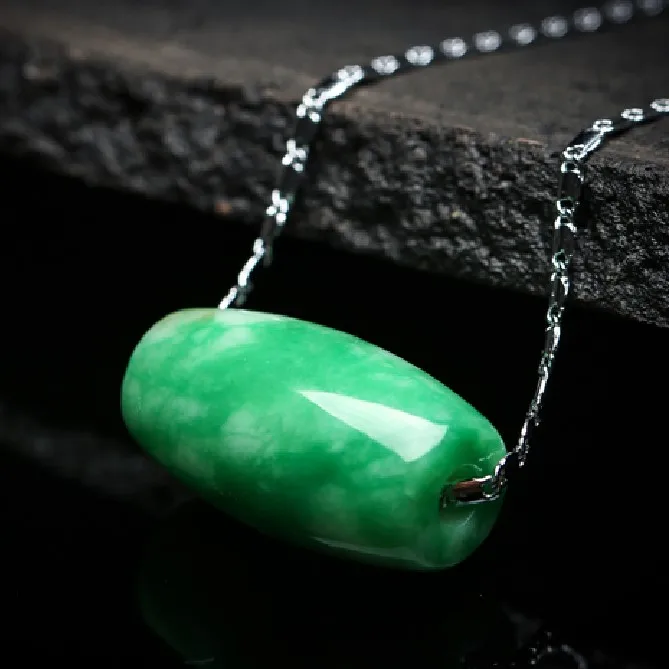 

Natural Green Jade Luck Beads Pendant Necklace Women Fashion Charms Jadeite Jewelry Clavicle Chain For Girlfriend Best Friend
