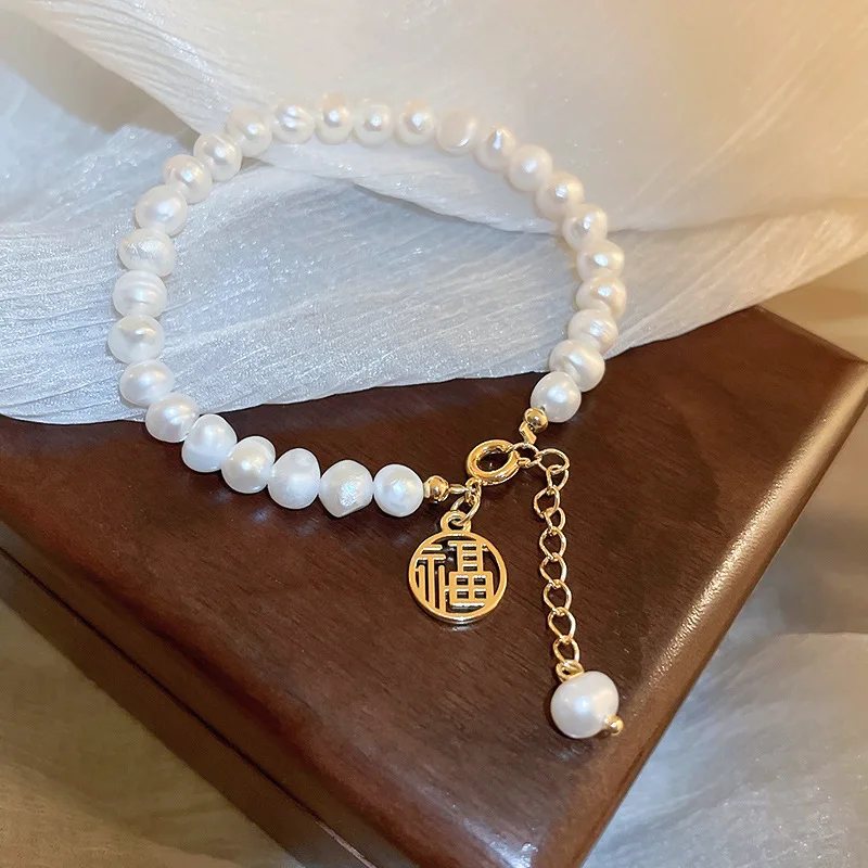 

Minar Elegant Baroque Freshwater Pearl Strand Bracelets for Women Chinese Letter Hollow Out Coin Beaded Bracelet Pendientes 2023