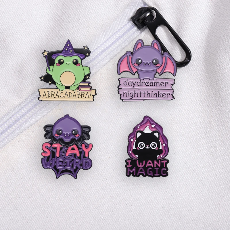 Эмалированная заколка в виде животного