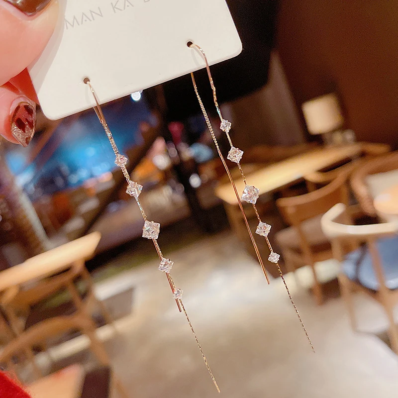 

2022 Trendy Korean Long Dangle Earrings For Women Full Crystal Pearl Tassel Drop Earring Vintage Gold Zircon Ear line Jewelry