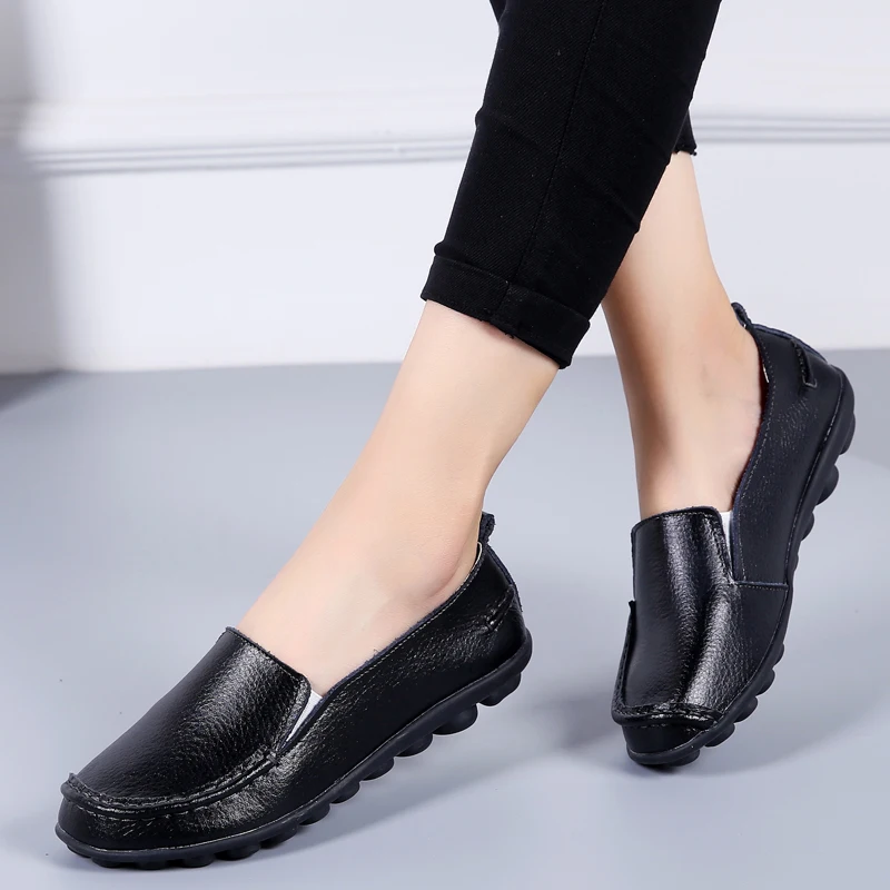 

2022 New Mocasines Women Flat Shoes Woman Soft Casual Shoes Genuine Leather Flats Ladies Shoes Femme Slip on Loafers Plus Size
