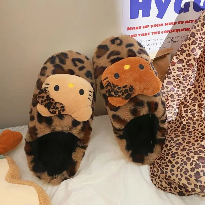 Новинка 2024 хлопковые тапочки с леопардовым принтом Hellokitty женские зимние парные