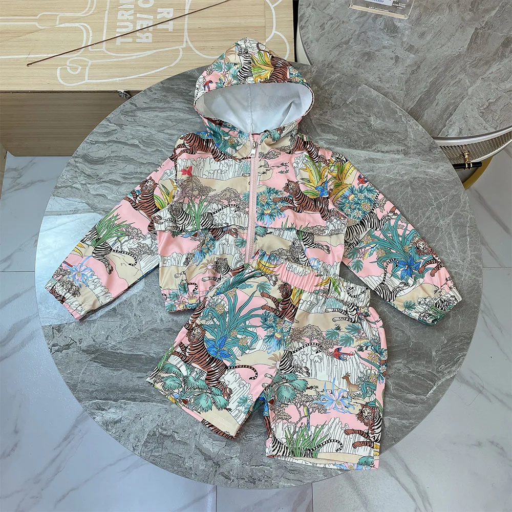 

Fashion children's wear design boys' sunscreen jacket shorts limited print Jungle Tiger pattern + Shorts Girls' two-piece set