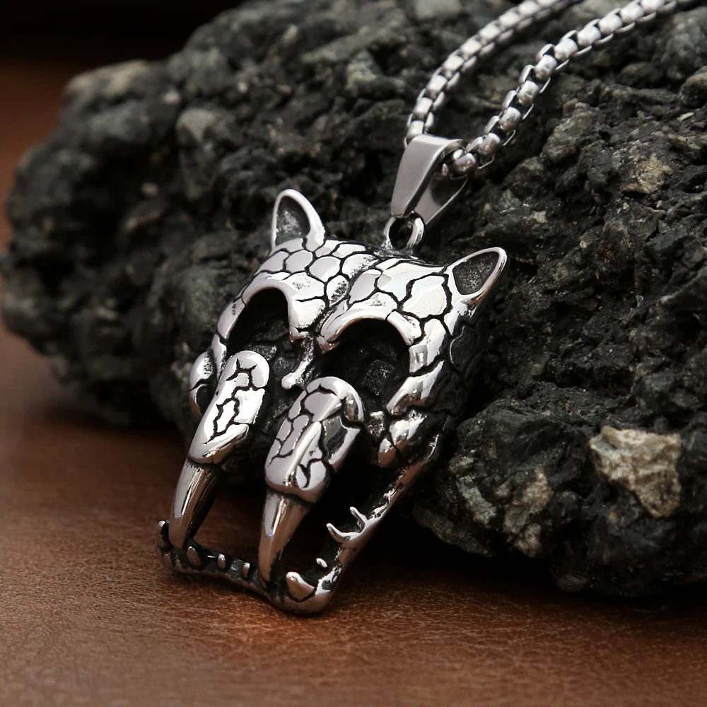 

Vintage Unique Stainless Steel Animal Pendant Necklace For Men Boys Punk Biker Fashion Creative Amulet Jewelry Gift Dropshipping