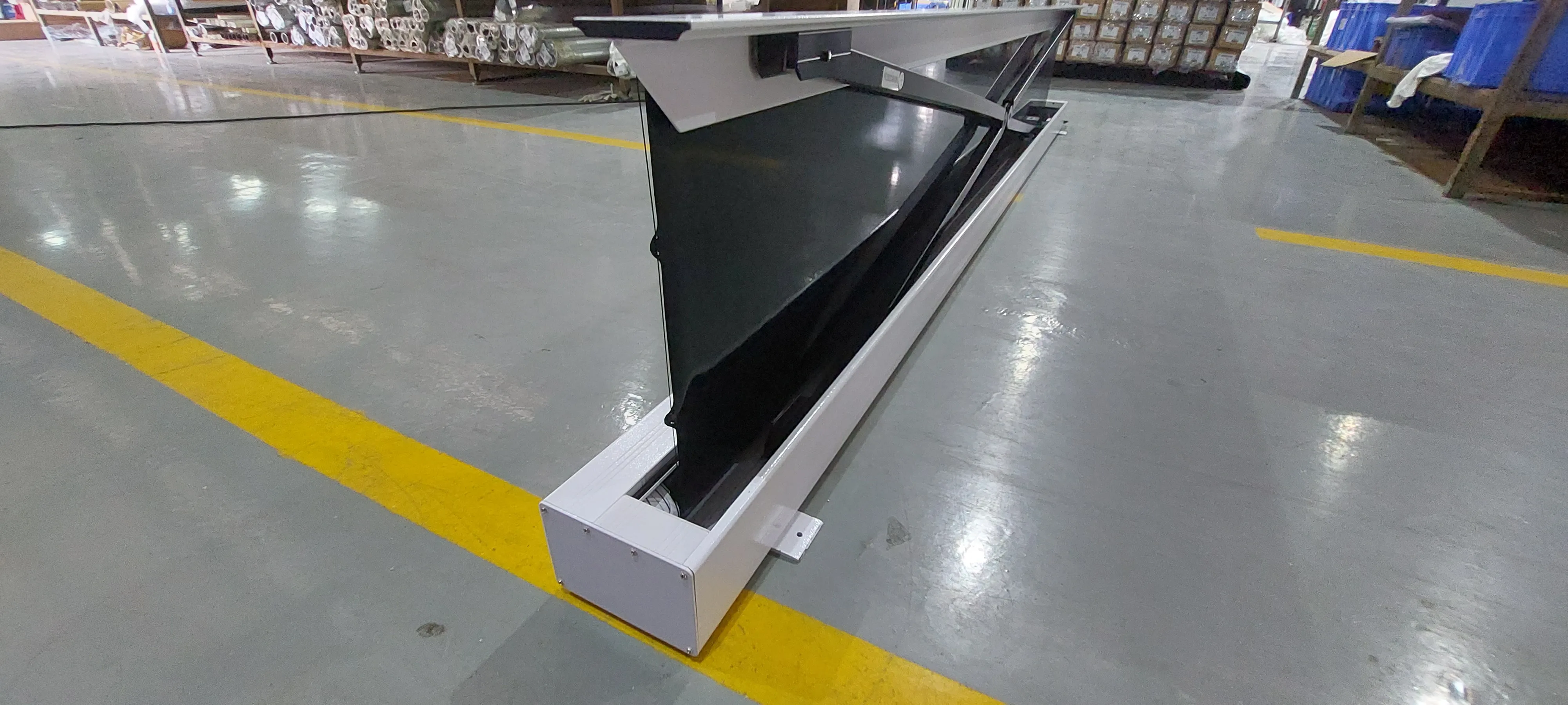 Самовосстанавливающийся Электрический проекционный экран Future 120 дюйма