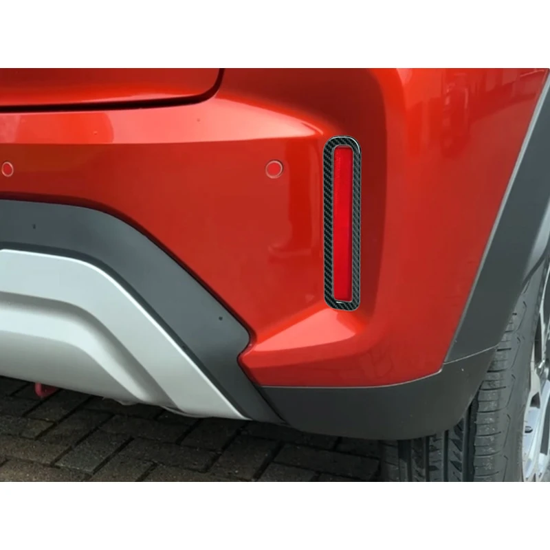 Фото Накладки на противотуманные фары для Suzuki Fronx 2023-2025: Защитные наклейки и декоративные элементы для тюнинга экстерьера автомобиля №1