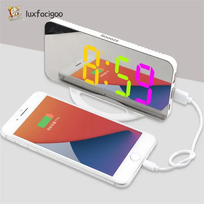 

Настольные часы с двумя Usb-портами, зеркальный эффект, зеркальный будильник, стильный дизайн, многофункциональные часы Rgb, цветной дисплей Rgb, колокольчик