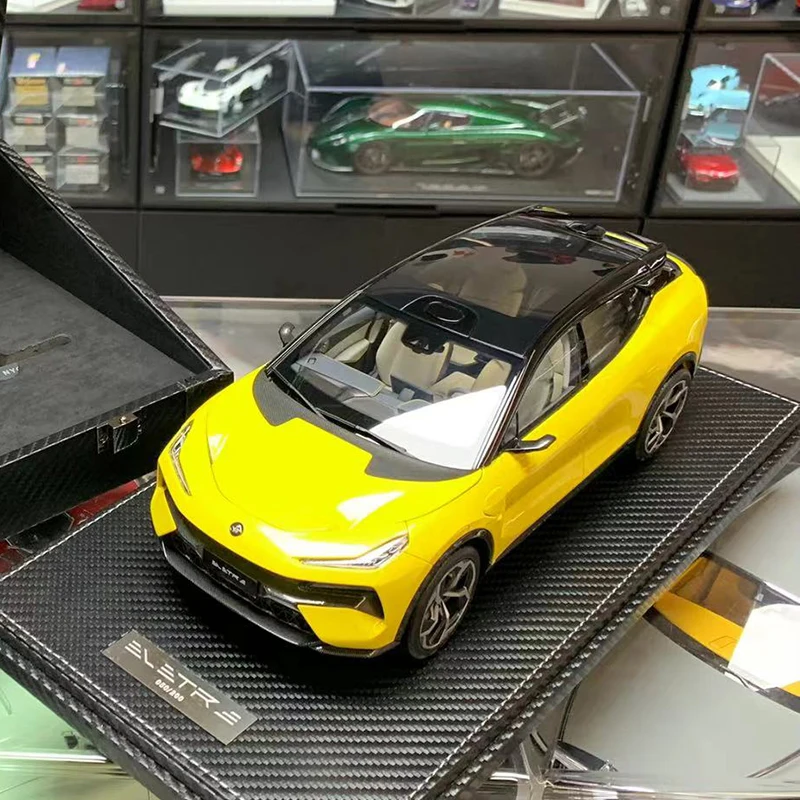 Оригинальная модель автомобиля из сплава LOTUS NYO 1:18 коллекционное издание для
