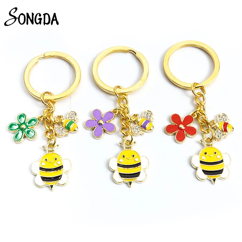 

Handmade Flowers Bees Charms Key Chains Holder Small Rhinestones Bee Keychains Keyring for Bag Key Metal Creative Jewelry Gift