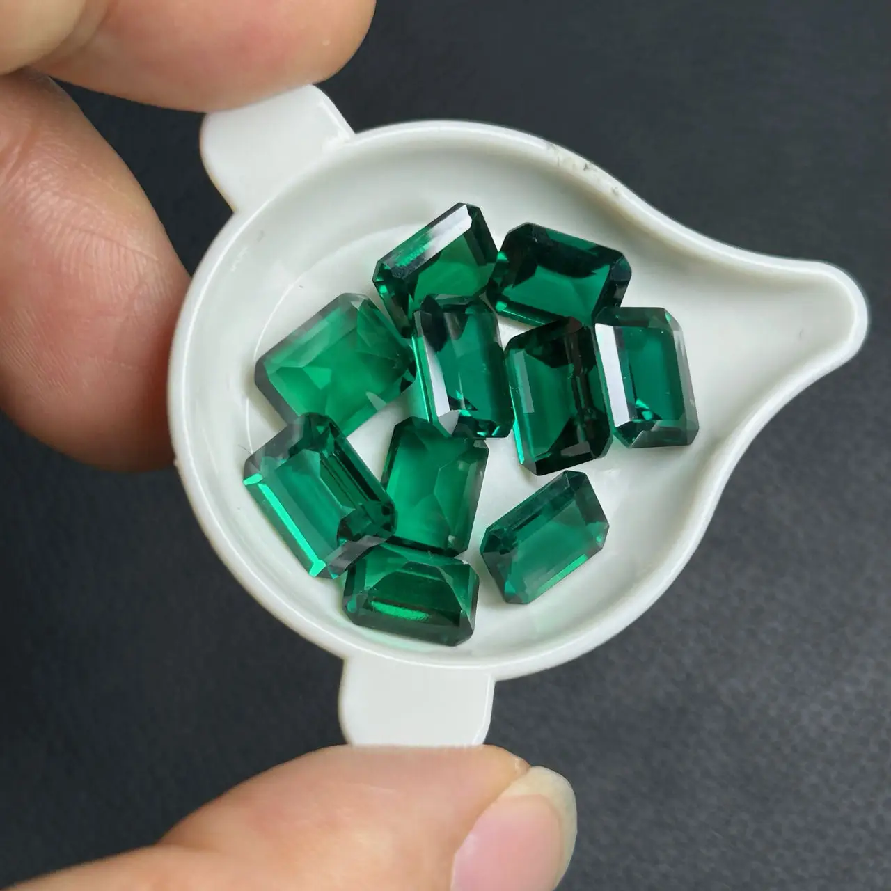 Прямоугольный лабораторный Темно-Зеленый Изумрудный гидротермальный