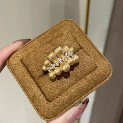 Ретро золотистые кольца с цирконами для женщин