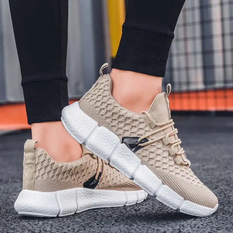 

Кроссовки спортивные мужские из ПУ кожи, без шнуровки, на резиновой подошве