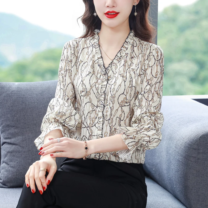 

2022 Korean Fashion Summer Chiffon Print Blouse Women Long Sleeve V-neck Ladies Shirt Tops Elegant Loose Blouses Female Blusas