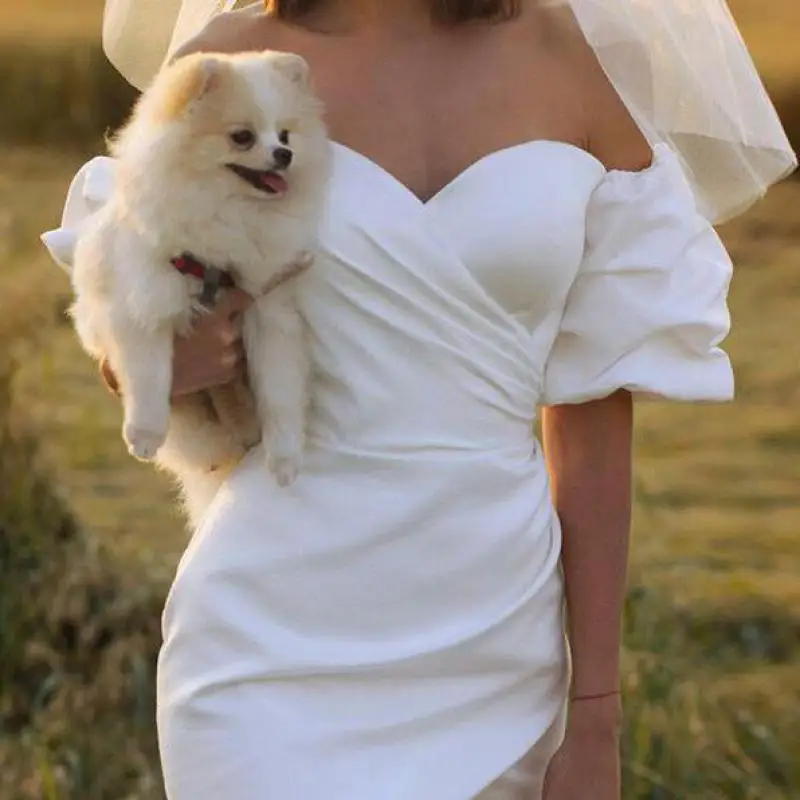 Свадебное платье с коротким рукавом