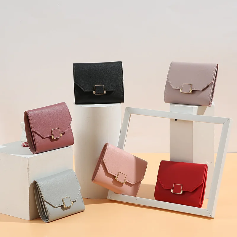 

Женский кошелек, симпатичный короткий кошелек в простом стиле, модный кошелек с металлической пряжкой и карманом на молнии, держатель для к...