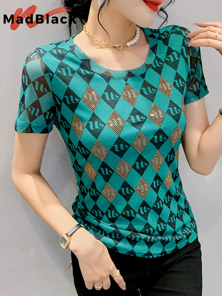 

MadBlack Summer European Clothes Mesh Thin T-Shirt Chic Sexy O-Neck Print Letter Diamonds Women Tops Short Sleeve Tees T27021L