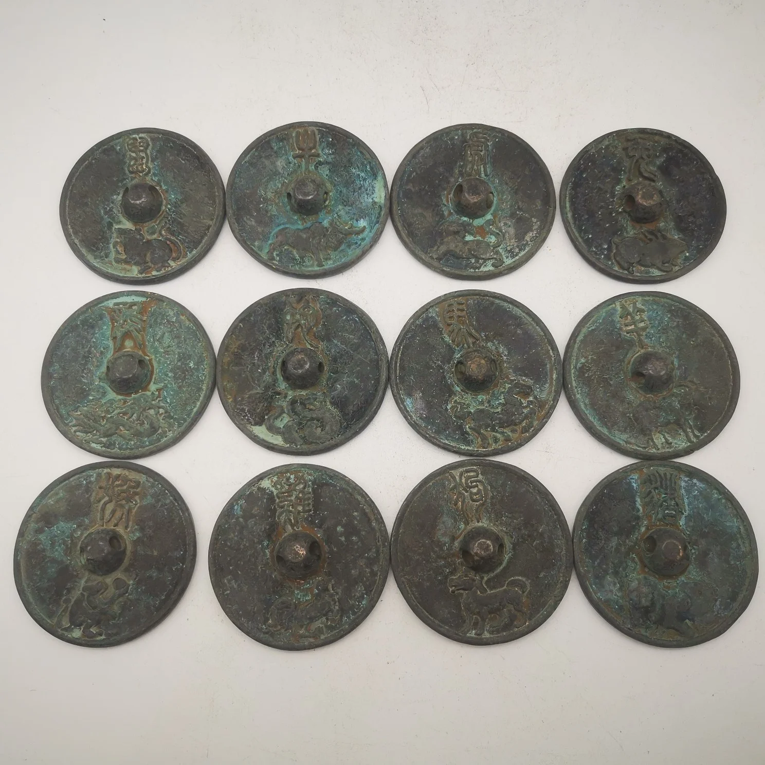 

12 Pack Chinese Feng Shui Zodiac Small Bronze Mirror Antique Collection Metal Yin Yang Bagua Mirror Lucky Blessing Home Decorati