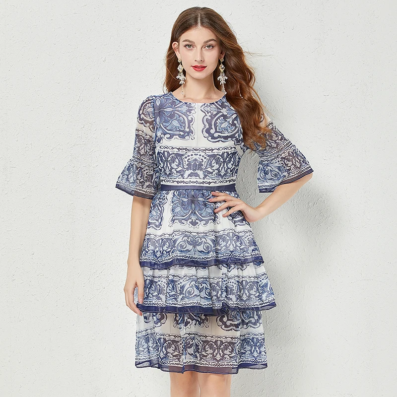 

Элегантная элегантная индивидуальная сине-белая фарфоровая короткая юбка В курортном стиле, весна 2023, новая фотоюбка с круглым вырезом