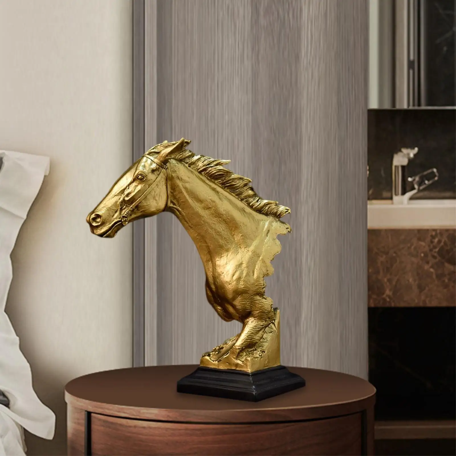 

European Style Horse Head Statue Art for Bookshelf Bedroom Desktop Ornament
