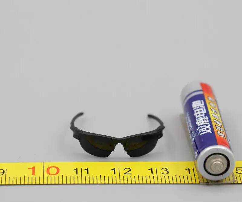 

DAM 78086 1/6 Scale Russian Armed Forces Gendarmerie Glasses Sunglasses Model